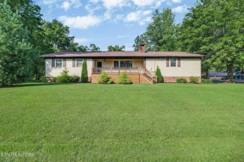 1019 Greenwood Drive
