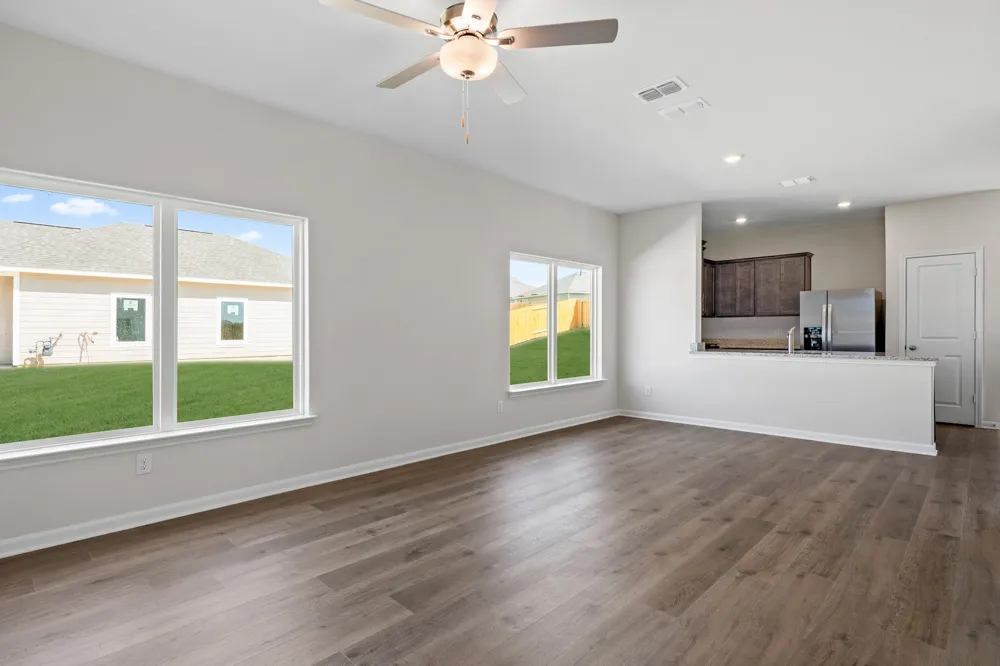 8437 White Wolf Trail Ponder, TX 76259