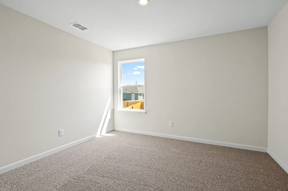 8437 White Wolf Trail Ponder, TX 76259