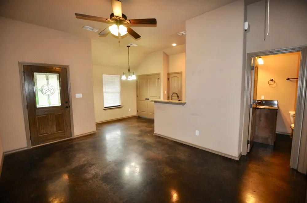 663 W Tarleton Street #201 Stephenville, TX 76401