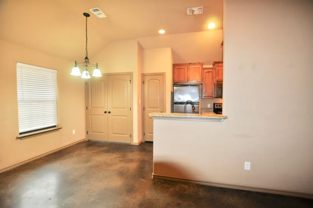 663 W Tarleton Street #201 Stephenville, TX 76401