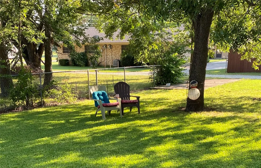 1910 Travis Street Sherman, TX 75092