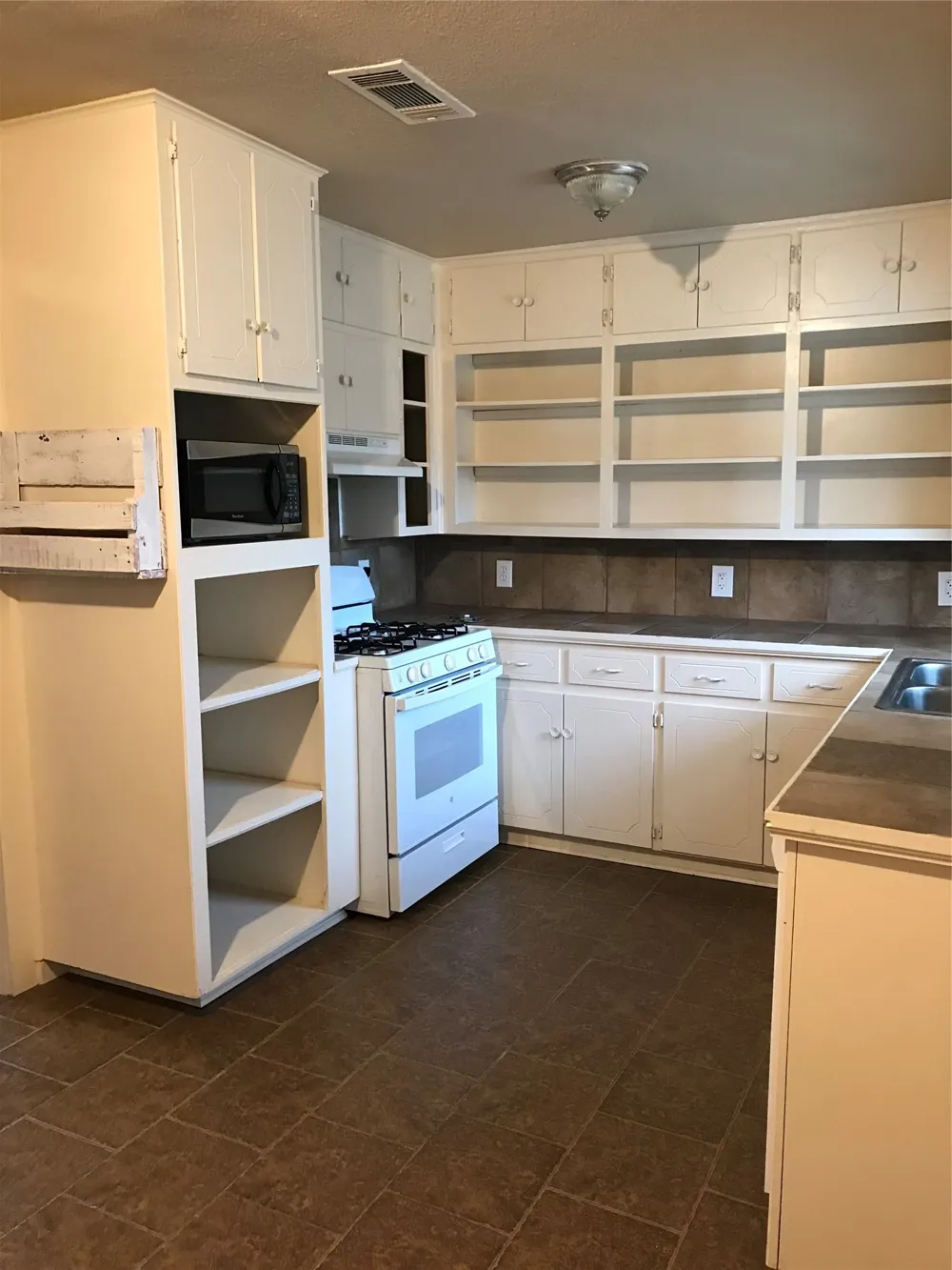 1910 Travis Street Sherman, TX 75092