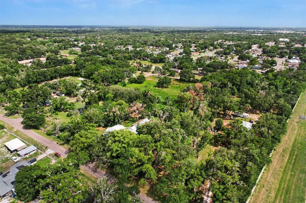 FAIRFIELD AVENUE Brandon, FL 33510