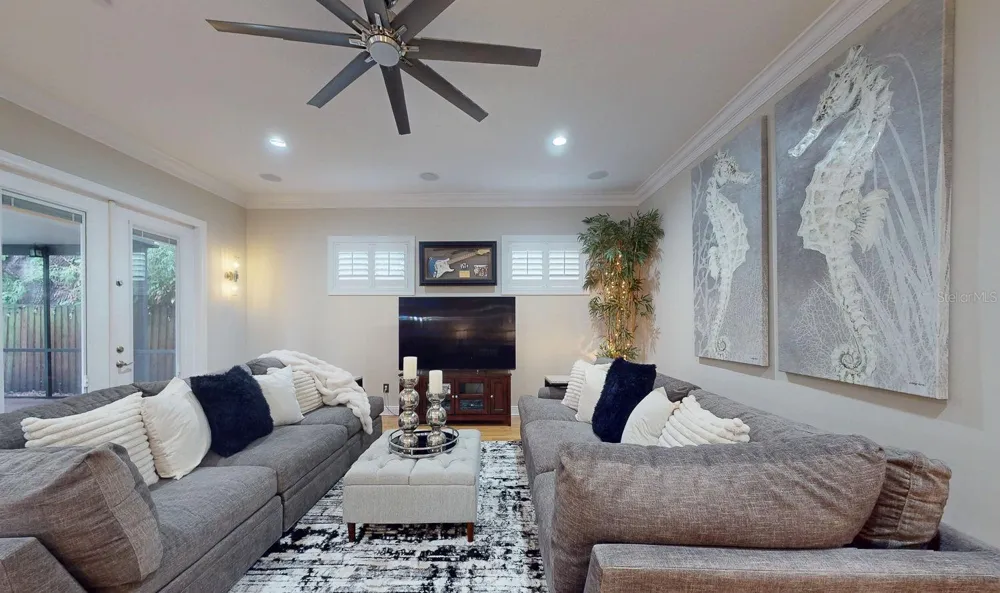 116 S HESPERIDES STREET Tampa, FL 33609