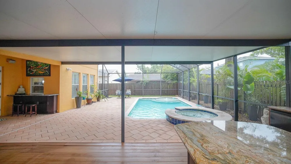 116 S HESPERIDES STREET Tampa, FL 33609