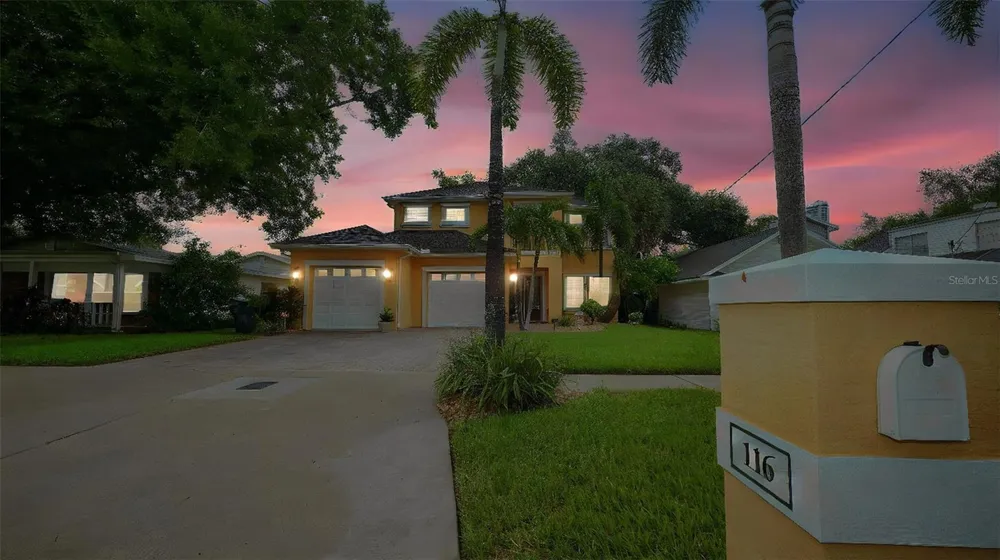 116 S HESPERIDES STREET Tampa, FL 33609