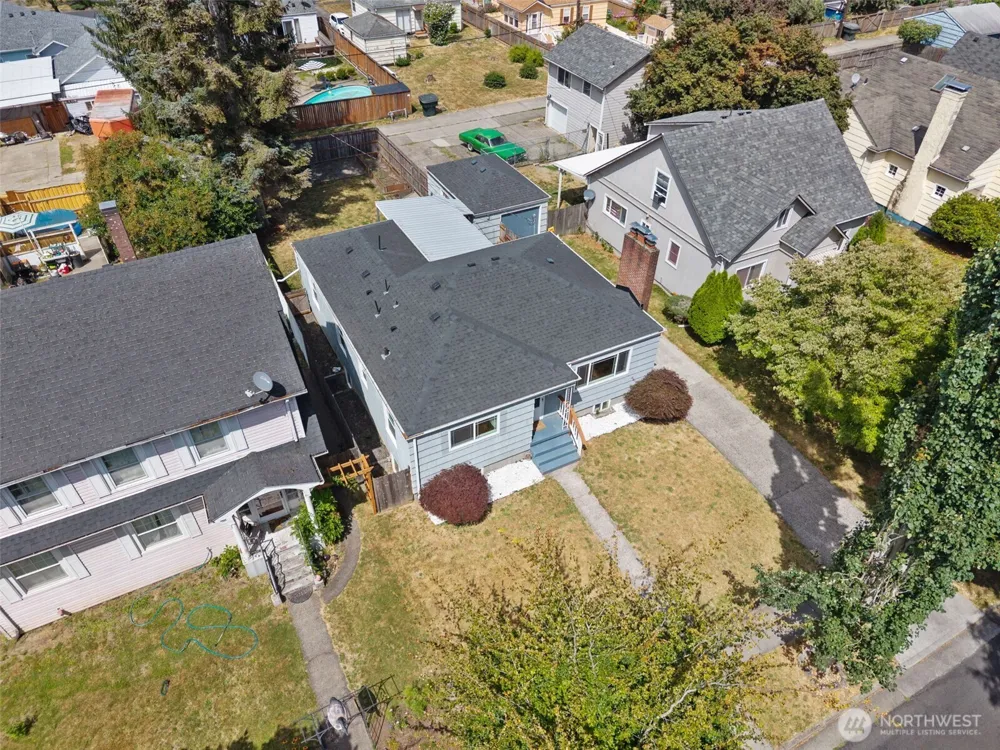 647 23rd Avenue Longview, WA 98632