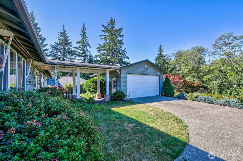 16406 Thorpe Road NE Poulsbo, WA 98370