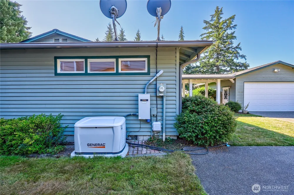 16406 Thorpe Road NE Poulsbo, WA 98370