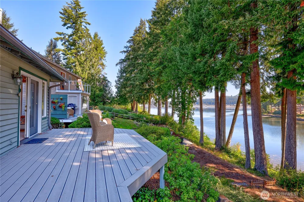 16406 Thorpe Road NE Poulsbo, WA 98370