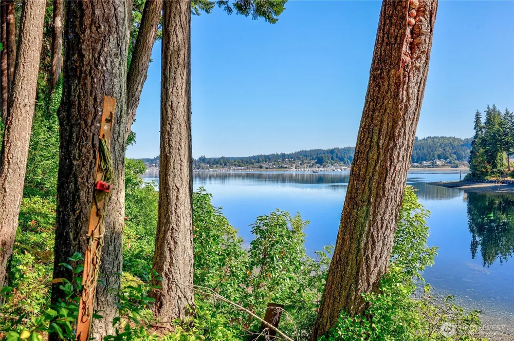 16406 Thorpe Road NE Poulsbo, WA 98370
