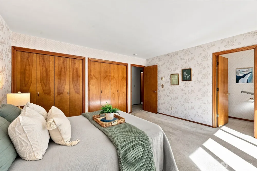 16406 Thorpe Road NE Poulsbo, WA 98370