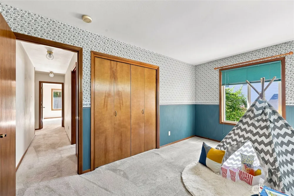 16406 Thorpe Road NE Poulsbo, WA 98370