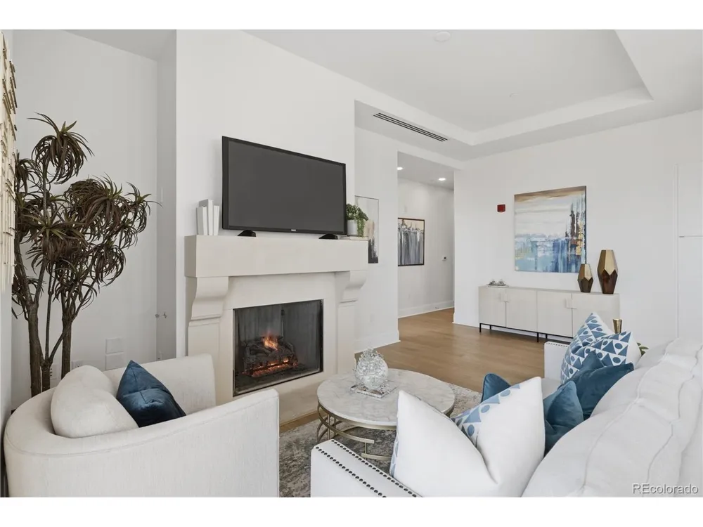 5455 Landmark Place #804 Greenwood Village, CO 80111