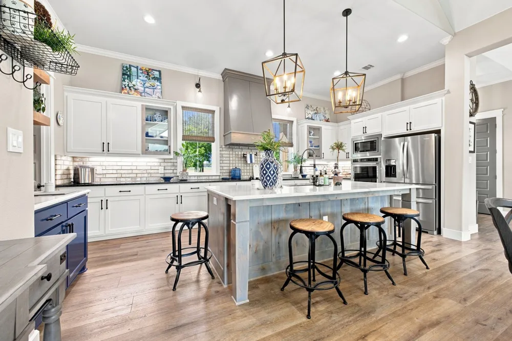 215 Tonkawa Trail Corsicana, TX 75109