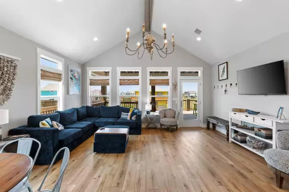 970 Pelican Lane Crystal Beach, TX 77650