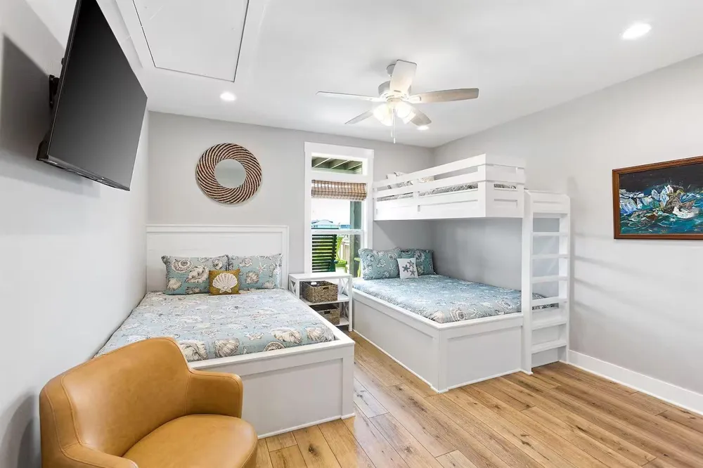 970 Pelican Lane Crystal Beach, TX 77650