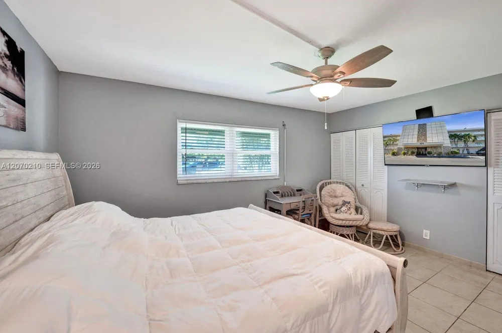 325 SE 11th Ter #107 Dania Beach, FL 33004