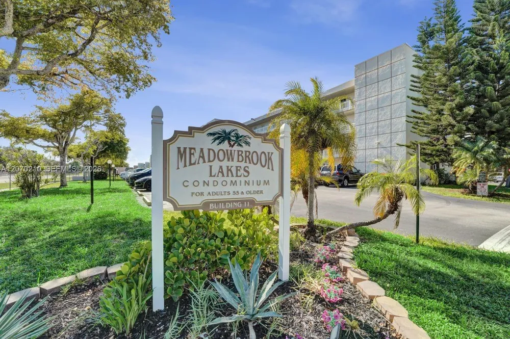 325 SE 11th Ter #107 Dania Beach, FL 33004