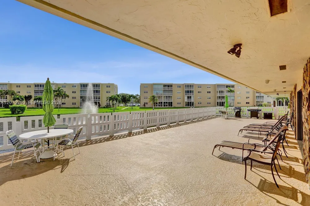 325 SE 11th Ter #107 Dania Beach, FL 33004