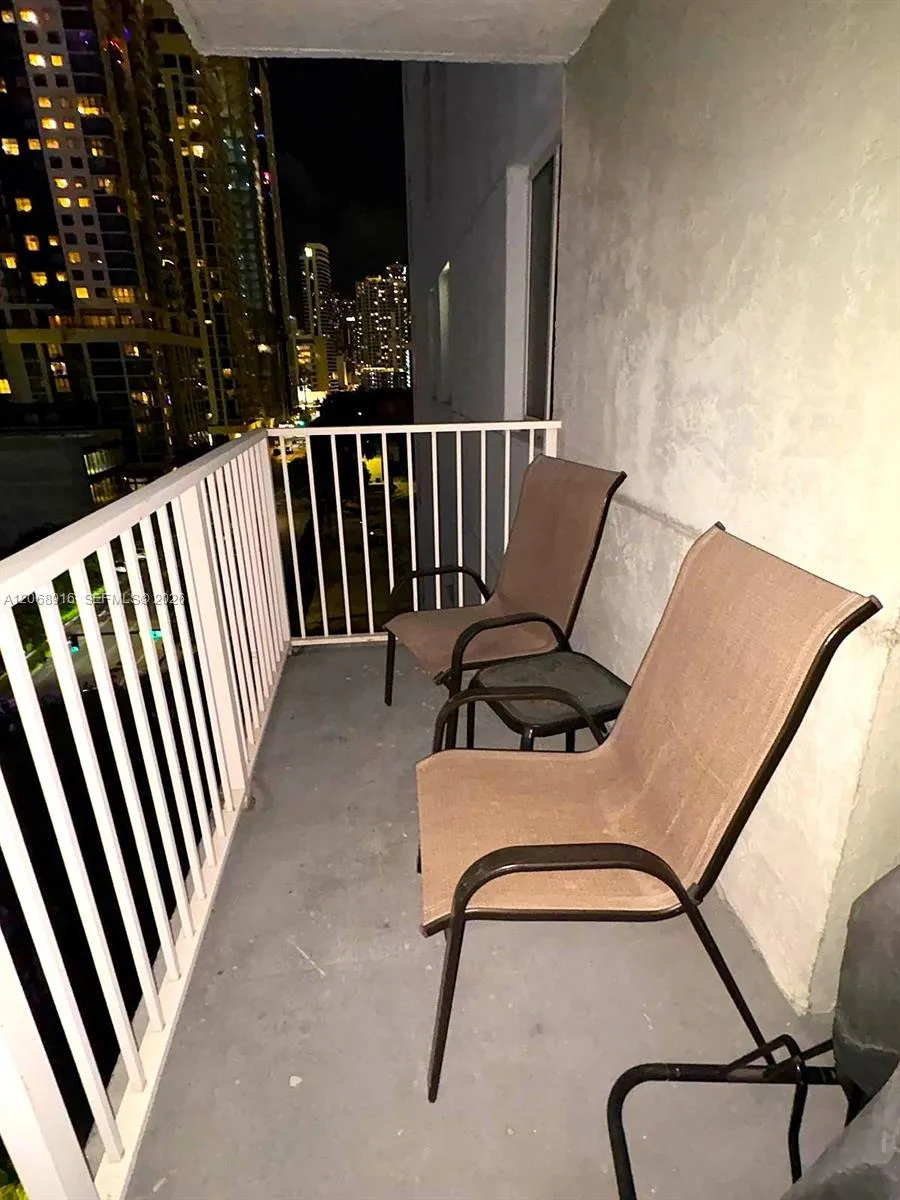 800 Miami Ave #E-905 Miami, FL 33136
