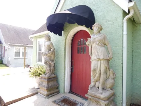 427 W Main St