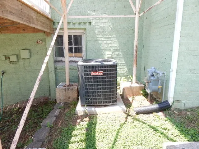 427 W Main St McMinnville, TN 37110