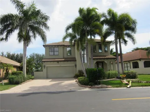 11914 Country Day Circle