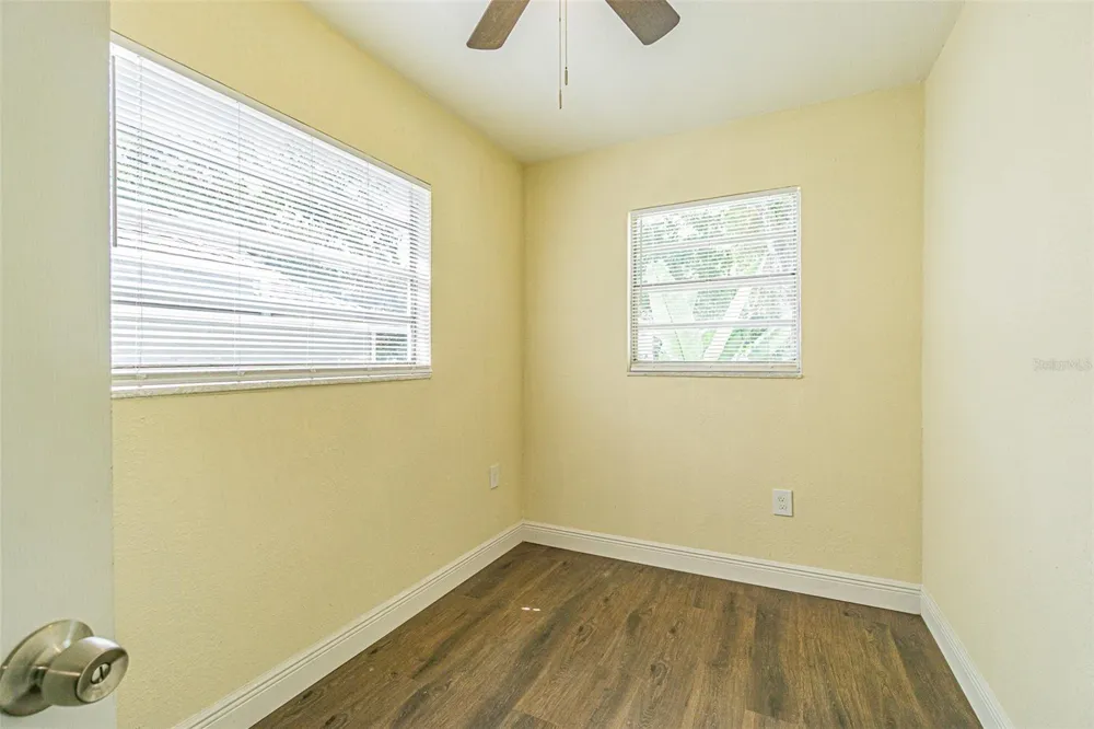 505 E VIRGINIA AVENUE Tampa, FL 33603