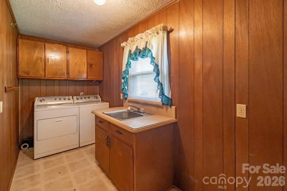 6426 Deep Springs Road Marshville, NC 28103