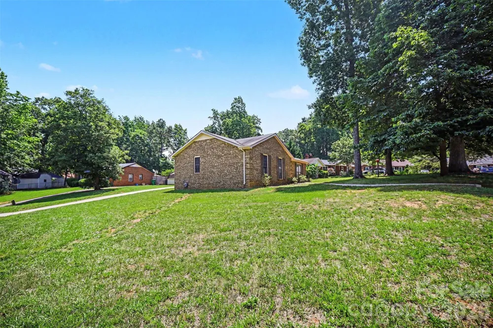 9720 Stillwater Lane Mint Hill, NC 28227
