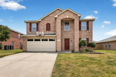 2427 Arroyo Springs Drive