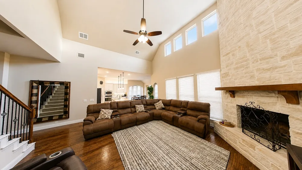 1917 Sunflower Drive Glenn Heights, TX 75154