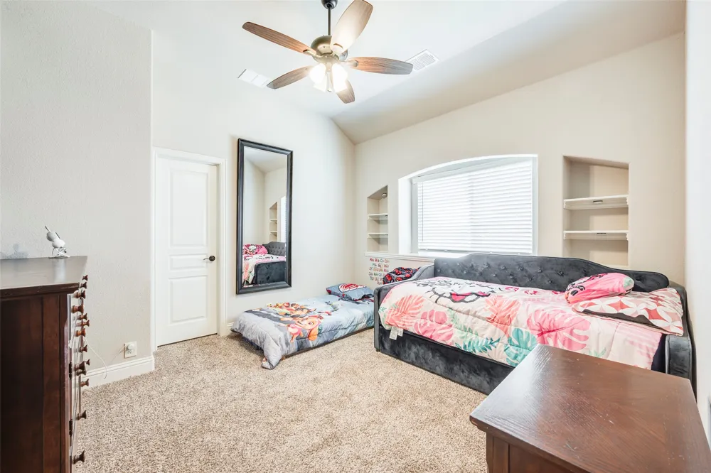 1917 Sunflower Drive Glenn Heights, TX 75154