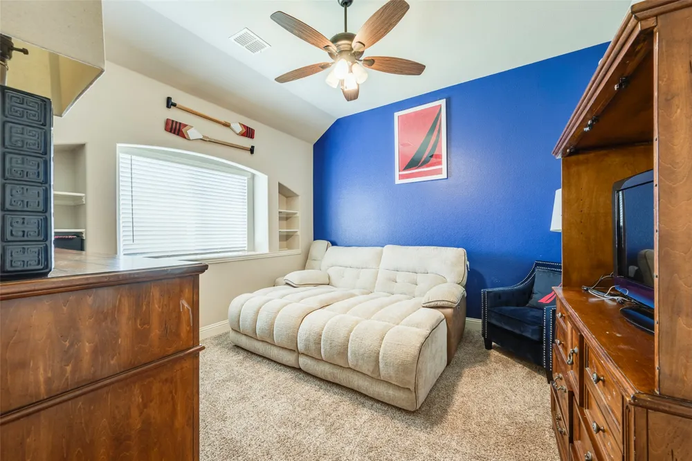 1917 Sunflower Drive Glenn Heights, TX 75154