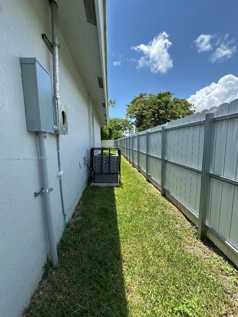 12230 SW 219th St #0 Miami, FL 33170