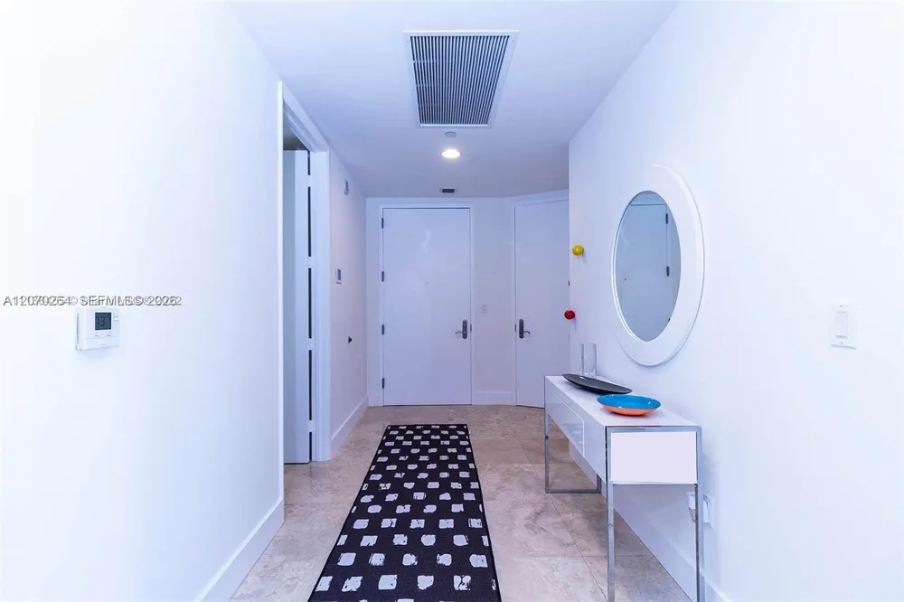 15811 Collins Ave #2103 Sunny Isles Beach, FL 33160