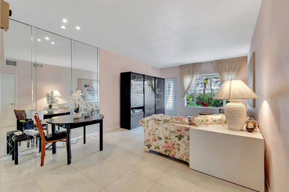 2711 S Ocean Boulevard #0020 Highland Beach, FL 33487