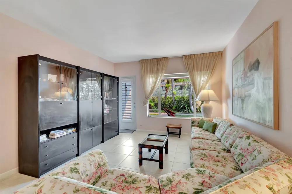 2711 S Ocean Boulevard #0020 Highland Beach, FL 33487