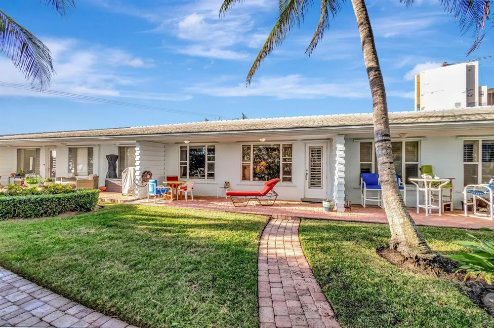 2711 S Ocean Boulevard #0020 Highland Beach, FL 33487