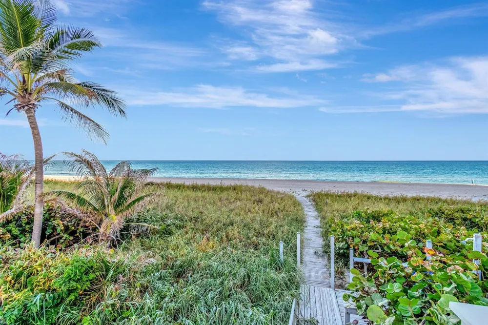 2711 S Ocean Boulevard #0020 Highland Beach, FL 33487