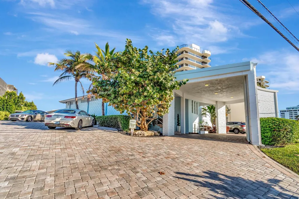2711 S Ocean Boulevard #0020 Highland Beach, FL 33487