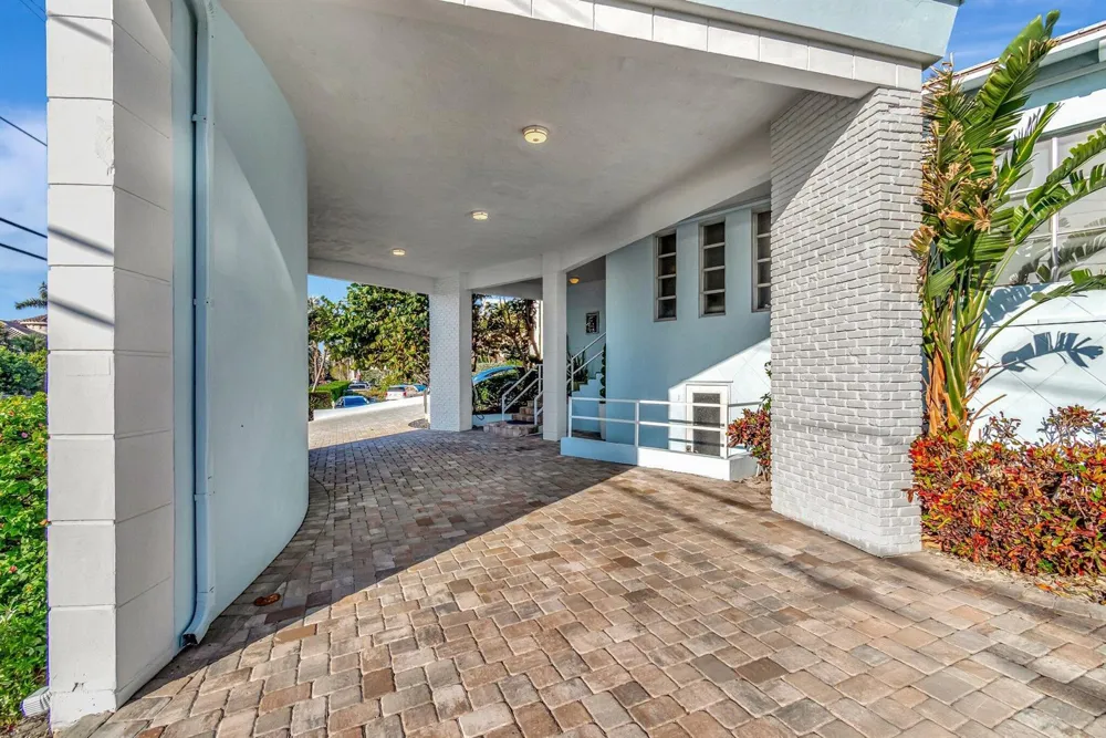2711 S Ocean Boulevard #0020 Highland Beach, FL 33487