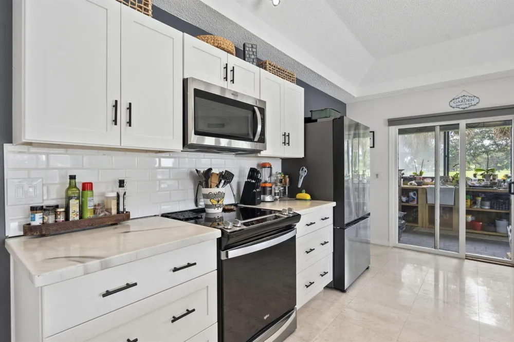 118 ELYSIUM DRIVE Royal Palm Beach, FL 33411