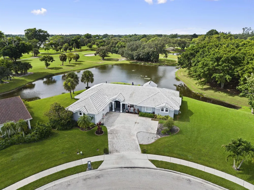 118 ELYSIUM DRIVE Royal Palm Beach, FL 33411