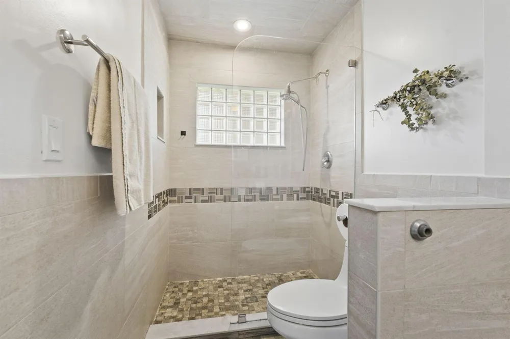 118 ELYSIUM DRIVE Royal Palm Beach, FL 33411