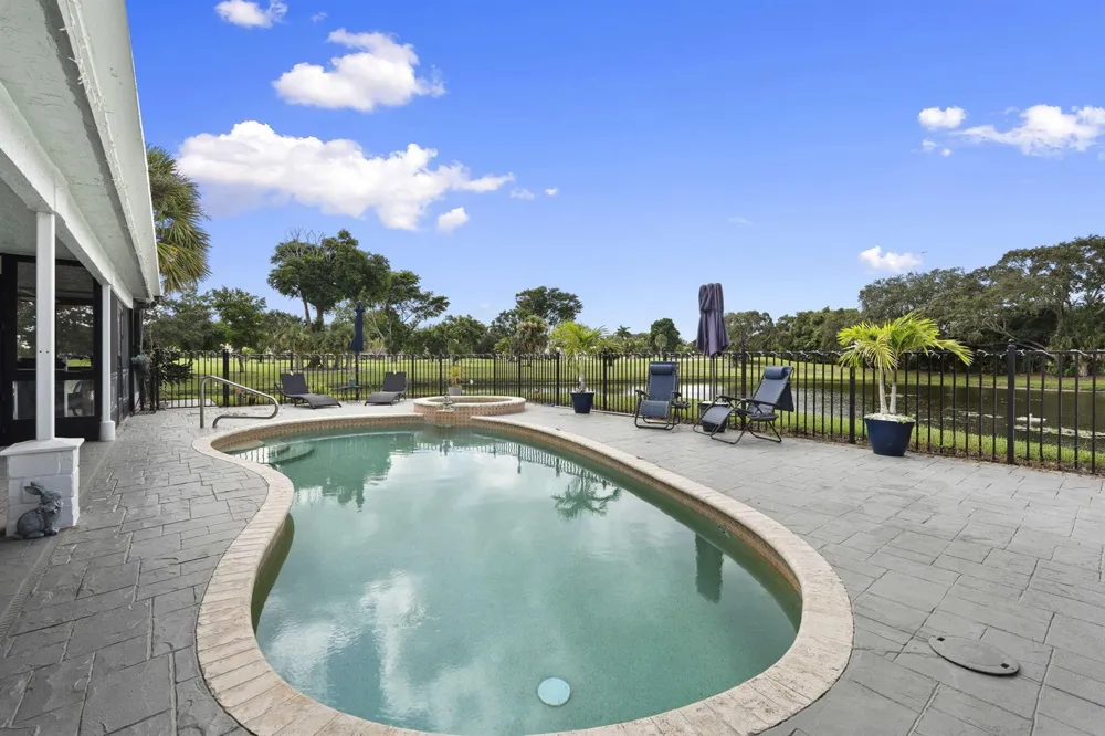 118 ELYSIUM DRIVE Royal Palm Beach, FL 33411