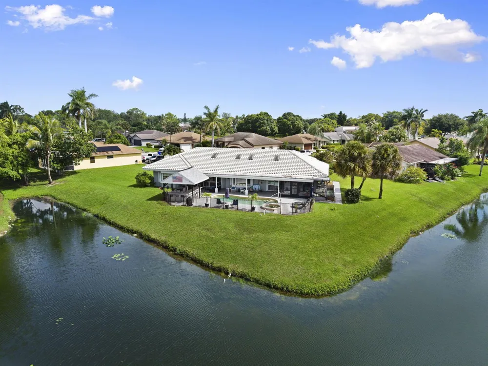 118 ELYSIUM DRIVE Royal Palm Beach, FL 33411