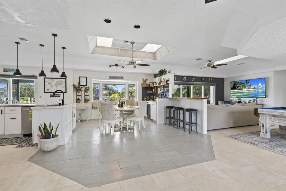 118 ELYSIUM DRIVE Royal Palm Beach, FL 33411